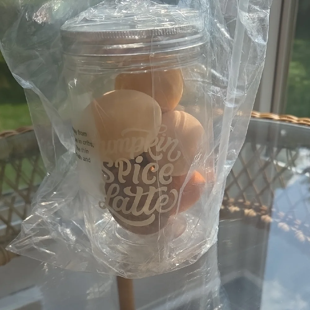 Pumpkin Spice Latte Plastic Jar with Straw And Makeup Sponges